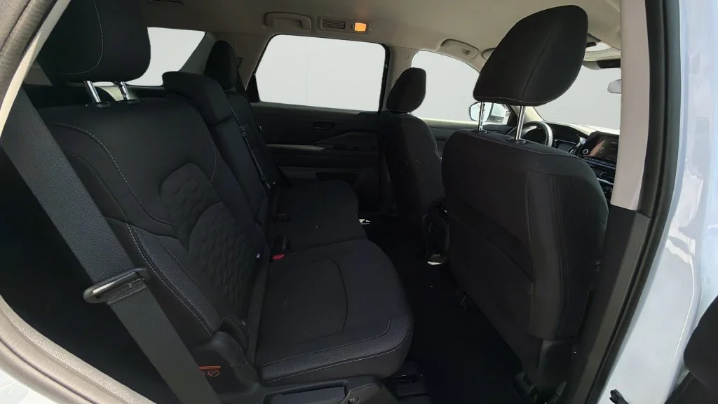 Used 2025 White Nissan SV image 12