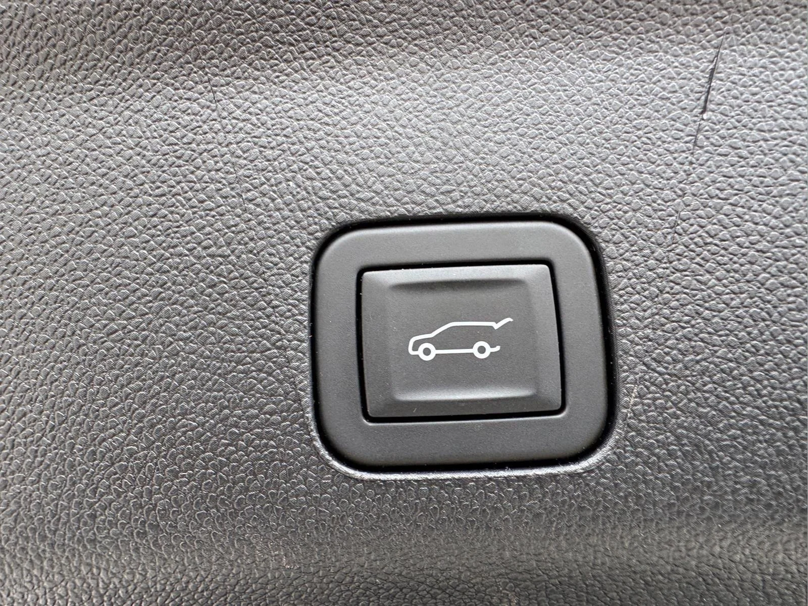 Used 2026 Summit White GMC Denali image 13
