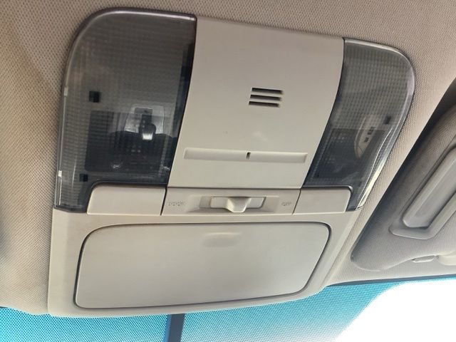 2014 Subaru Legacy 2.5i Premium - Photo 32