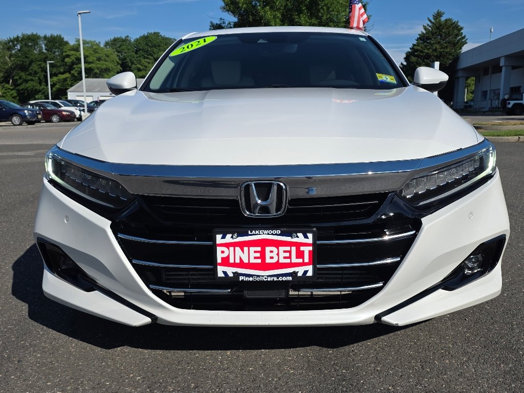Certified Used 2021 White Honda EX-L image 10