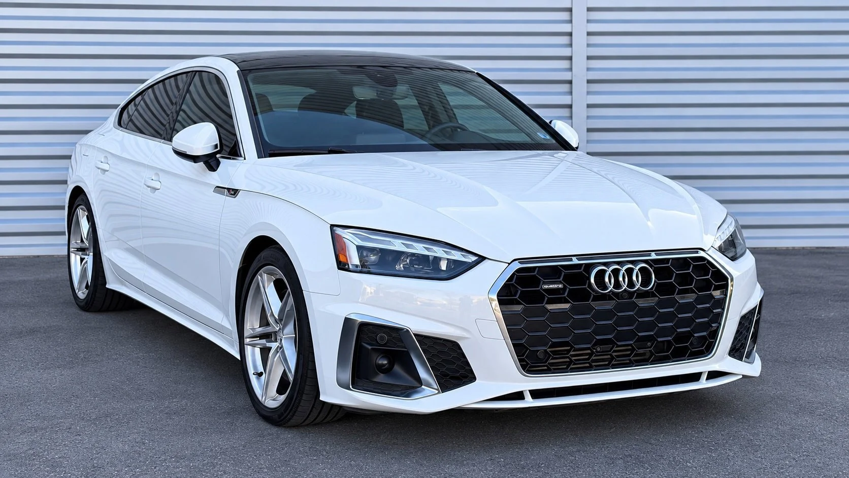 Used 2021 Glacier White Audi 45 S line Premium Plus image 1