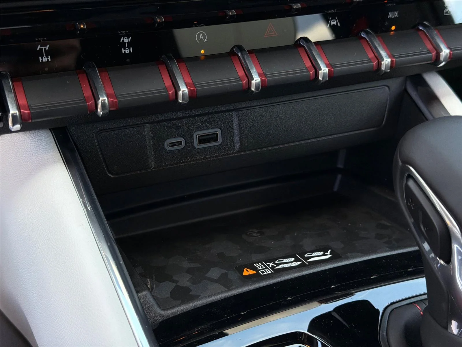 2026 GMC Canyon AT4X - Photo 21