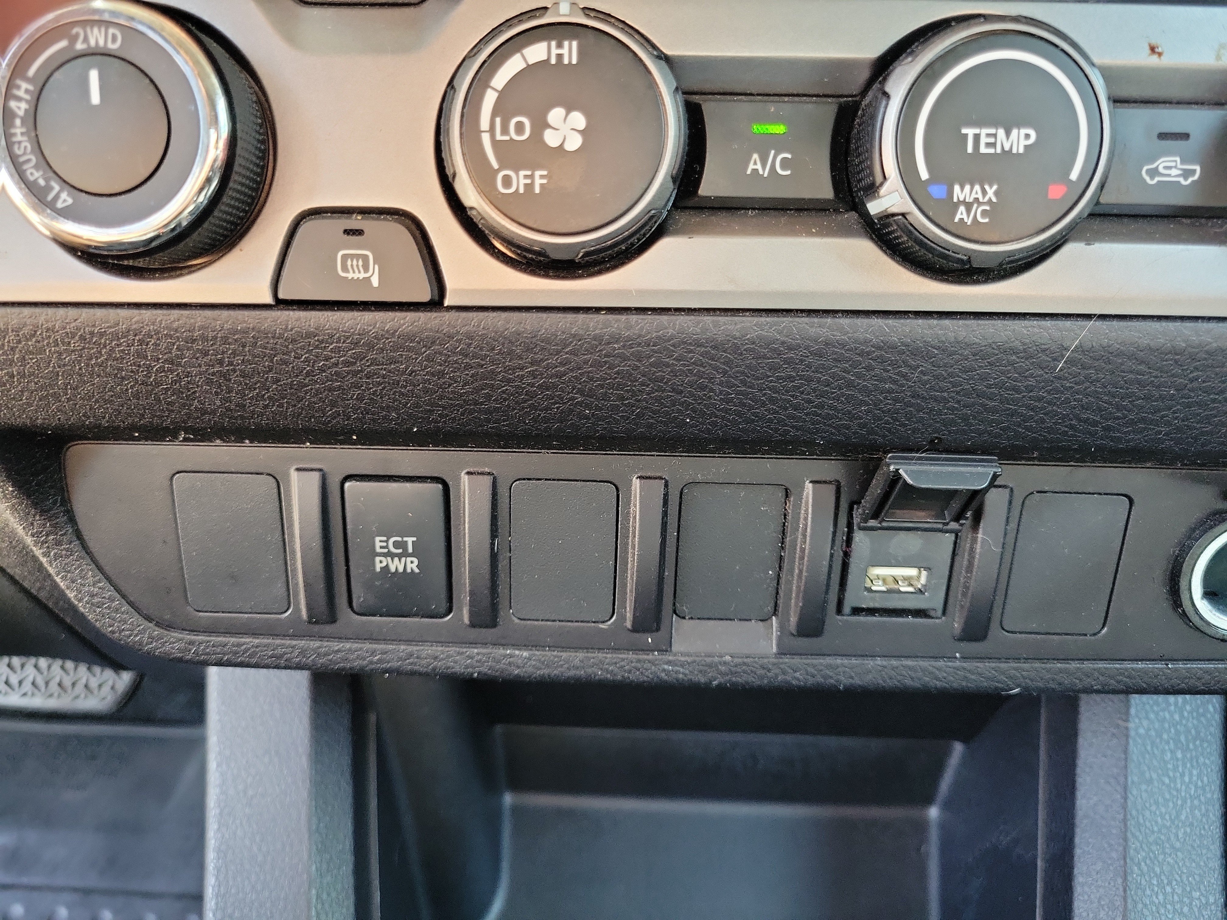 Used 2022 Celestial Silver Toyota SR image 28