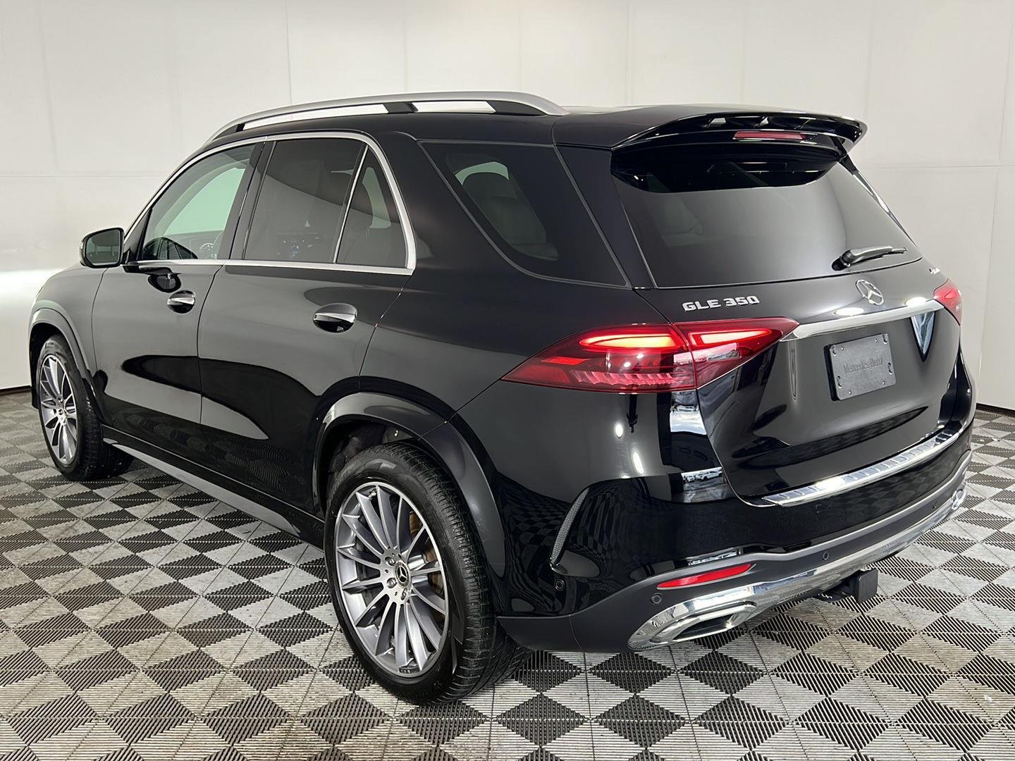 Certified Used 2024 Black Mercedes-Benz GLE 350 image 20