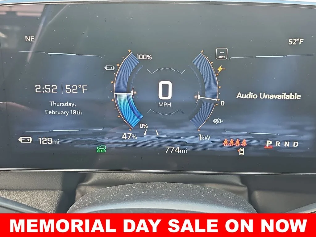 Used 2024 Blue Chevrolet LT image 19