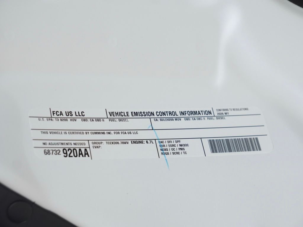 New 2026 Bright White Clear-Coat Exterior Paint RAM Tradesman image 24