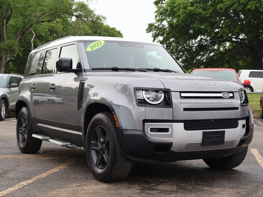 2022 Land Rover Defender Standard's photo
