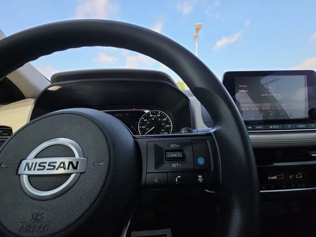 Used 2021 White Nissan SV image 12