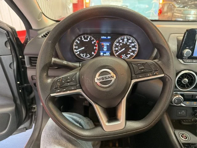 Used 2022 Gray Nissan S image 11