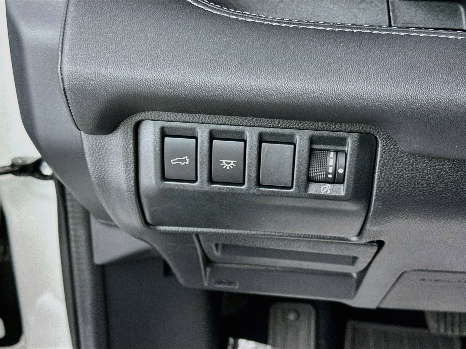 2023 Subaru Ascent Touring - Photo 11