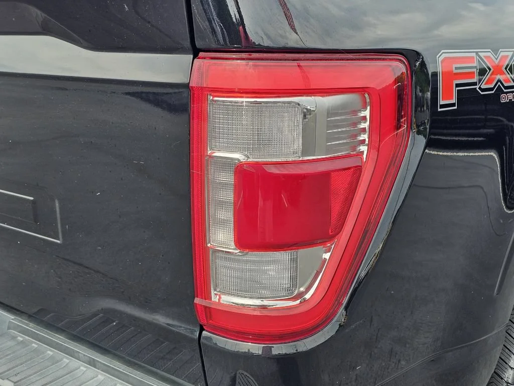 Used 2022 Agate Black Metal Ford XL image 10