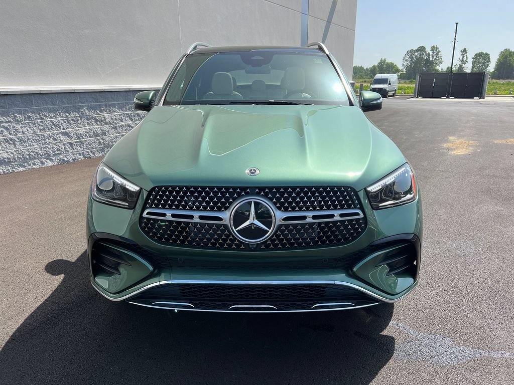 New 2026 MANUFAKTUR Ireland Mid Green Metallic Mercedes-Benz GLE 450 image 41