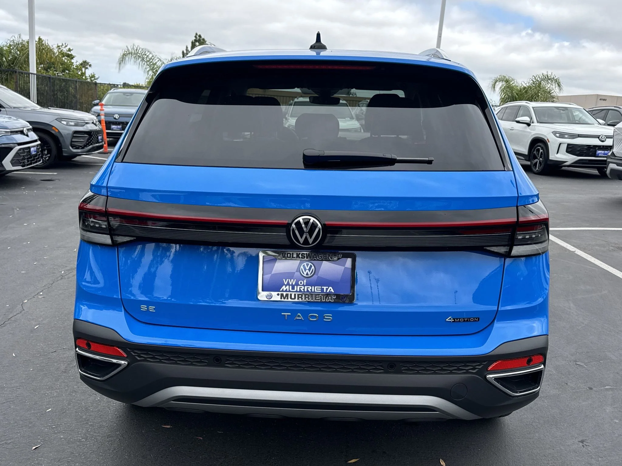 New 2026 Cornflower Blue Volkswagen SE image 7