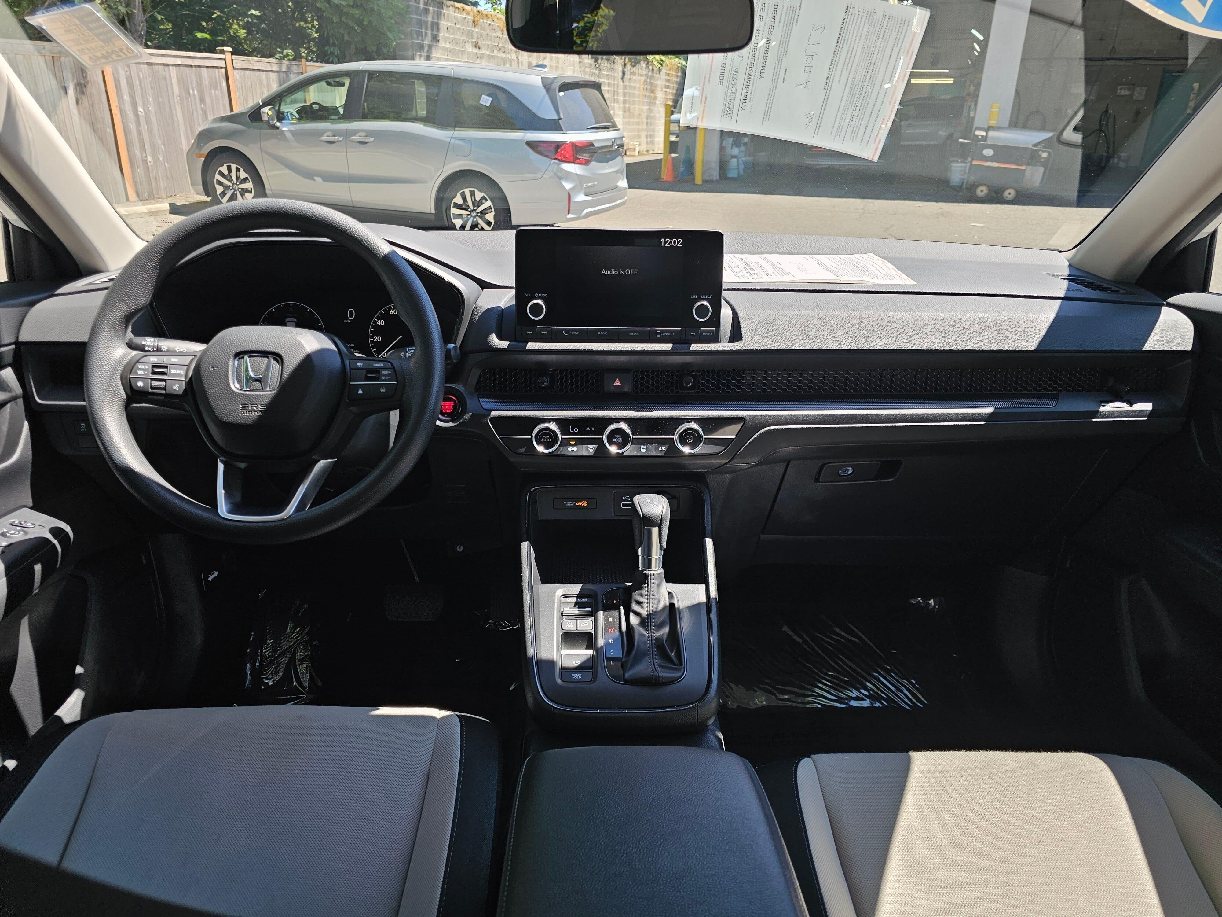 2024 Honda CR-V LX - Photo 21
