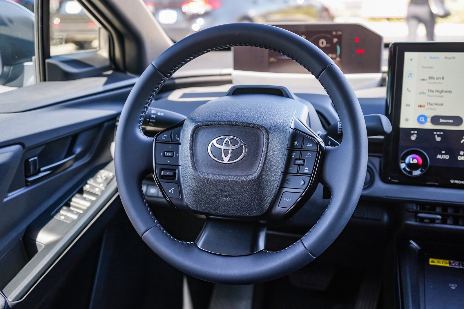 2026 Toyota bZ XLE - Photo 22