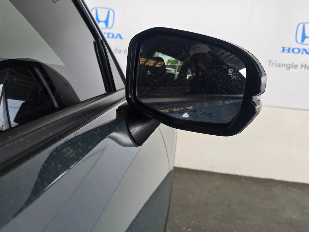 Used 2025  Honda Sport image 39