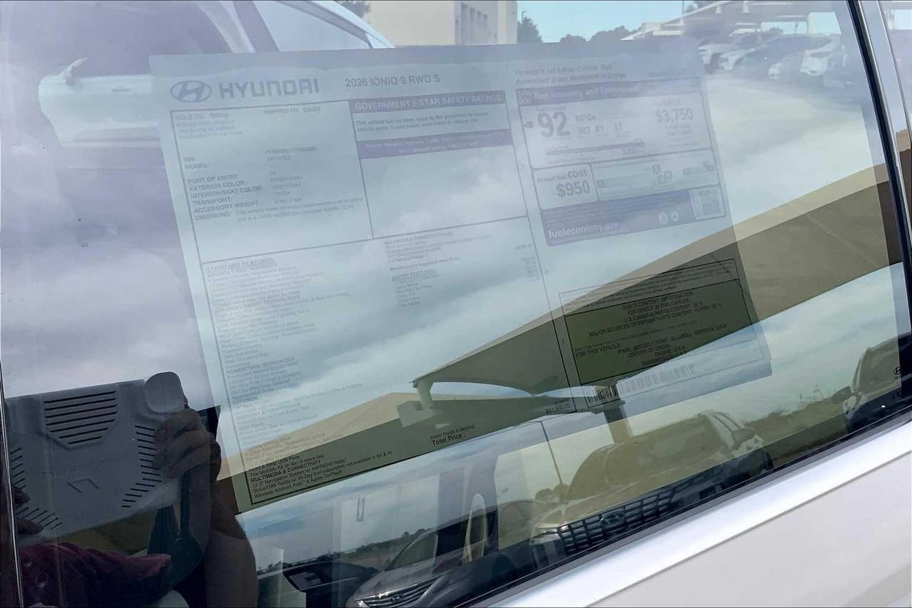 2026 Hyundai IONIQ 9 S - Photo 18