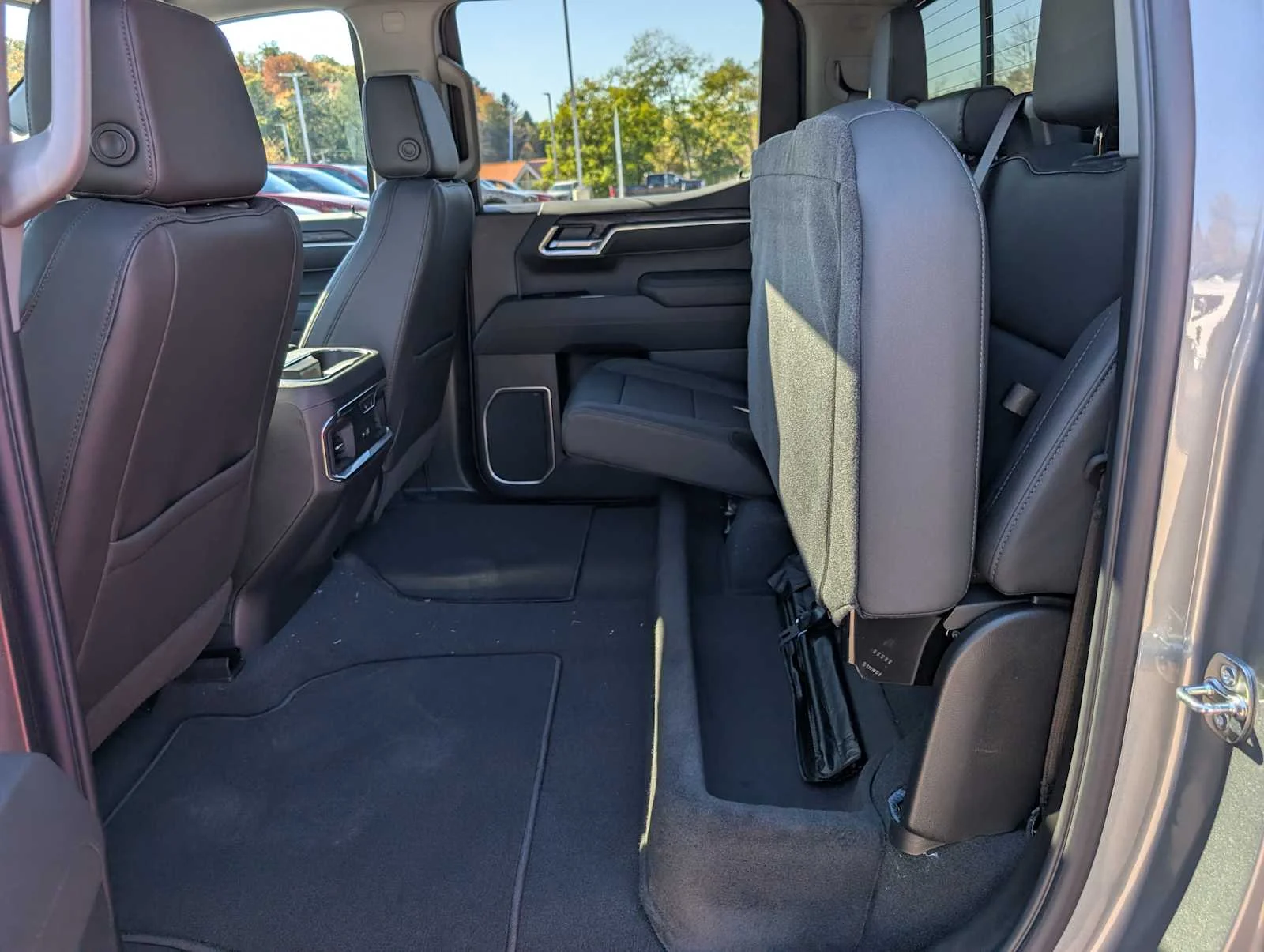 New 2026 Sterling Metallic GMC SLT image 22