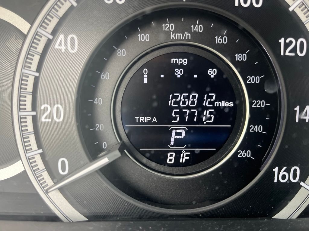 Used 2016 Lunar Silver Metallic Honda LX image 5