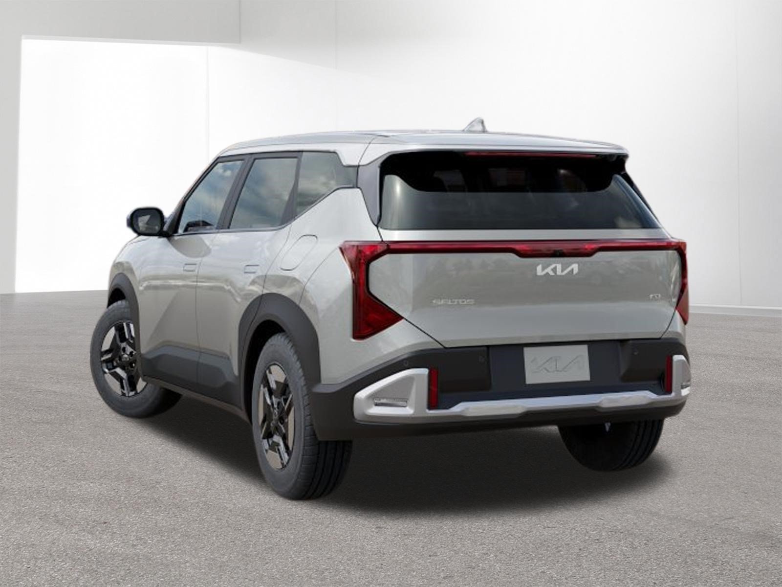 New 2027 Ivory Silver Kia LX image 4
