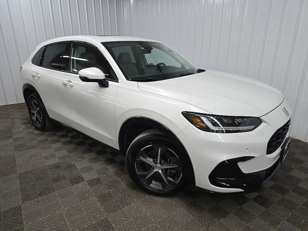 Used 2024 White Honda EX-L image 7