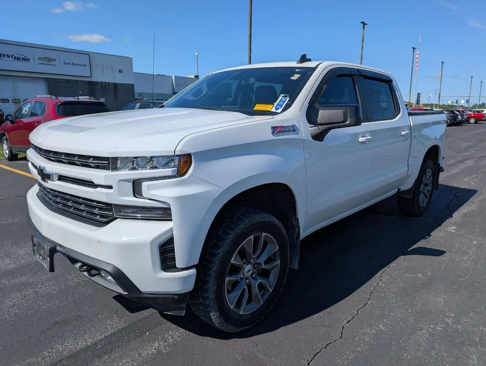 Used 2020 SUMMIT WHITE Chevrolet RST image 4