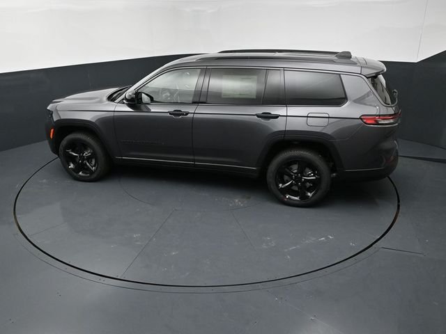 New 2026 Baltic Gray Metallic Clear-Coat Exterior Paint Jeep Limited image 15