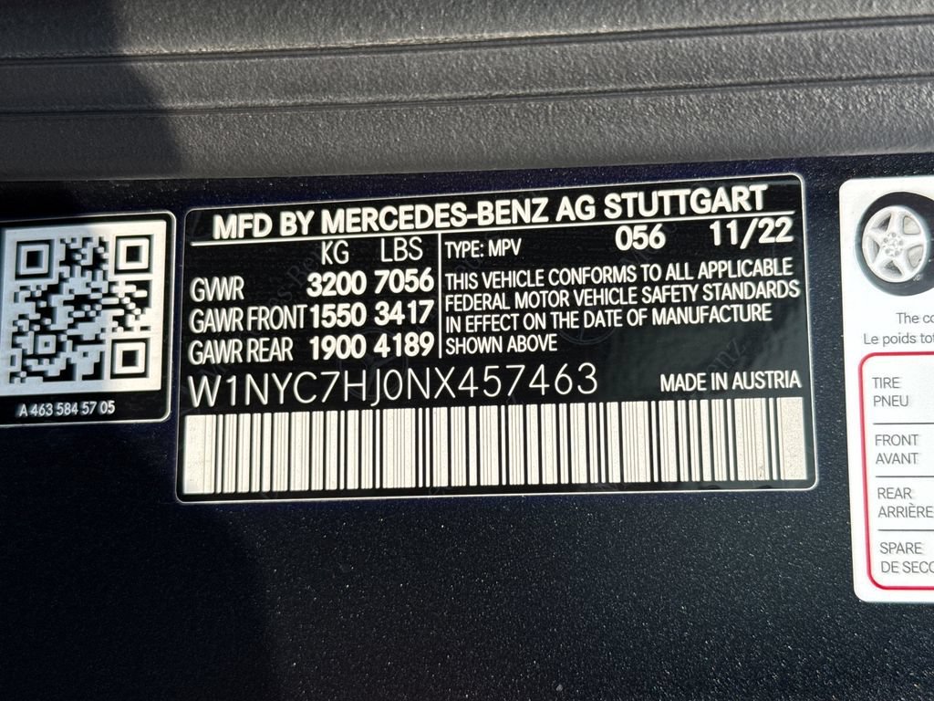 Used 2022 Black Mercedes-Benz 4MATIC® image 39