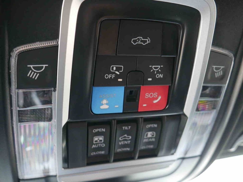 2026 RAM 3500 Limited - Photo 49