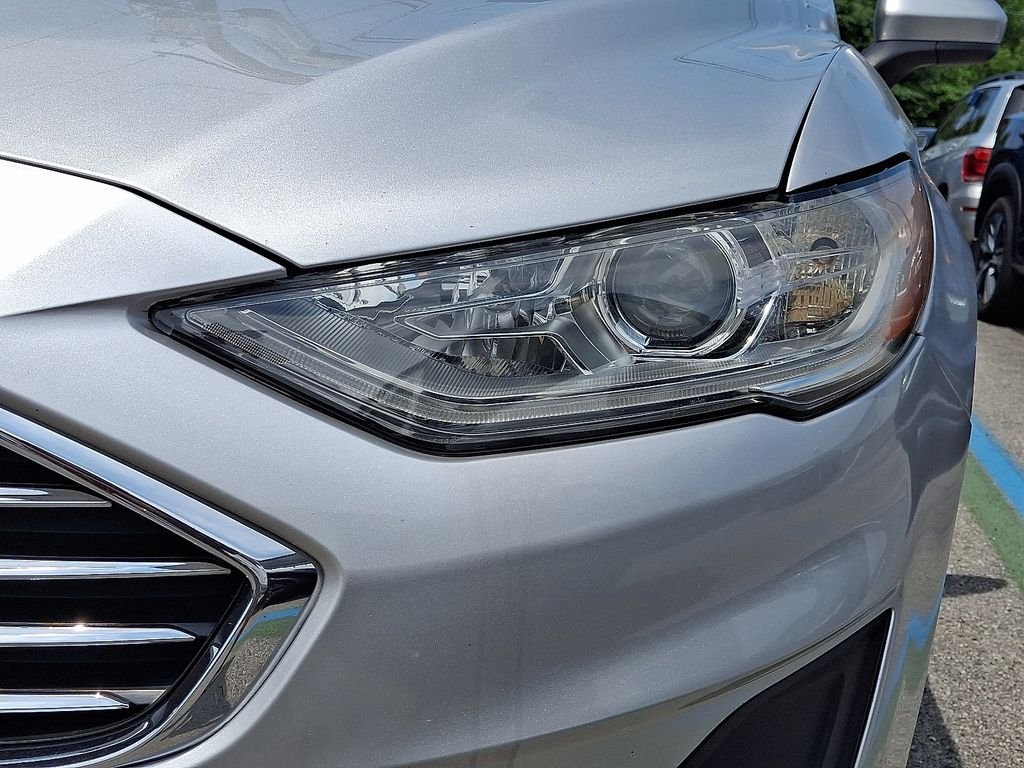 Used 2019 Silver Ford S image 9