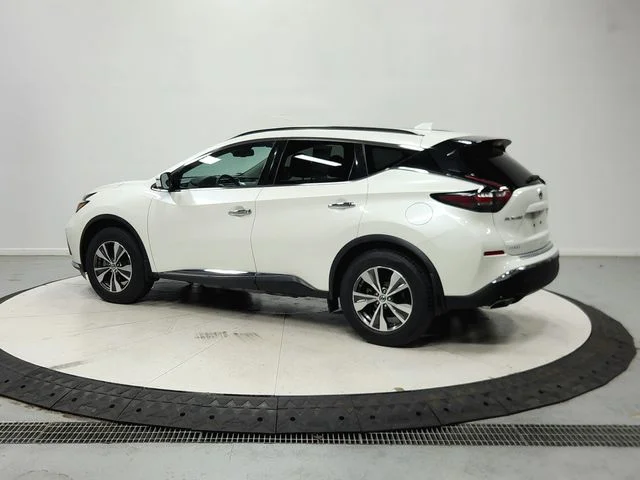 Used 2022 White Nissan SV image 6