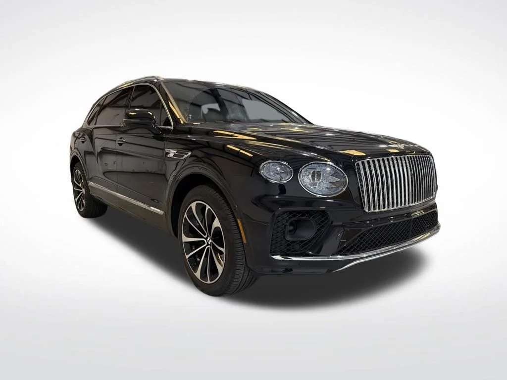 Used 2023 Black Bentley Azure image 3