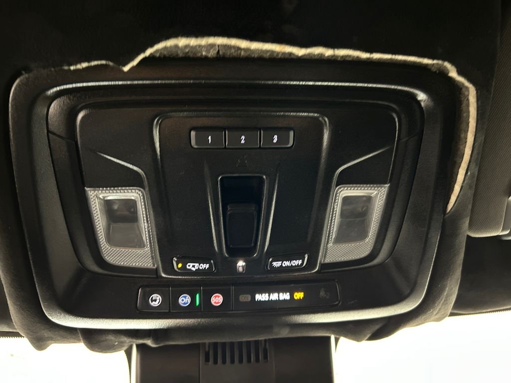 Used 2023 Red Chevrolet RST image 29