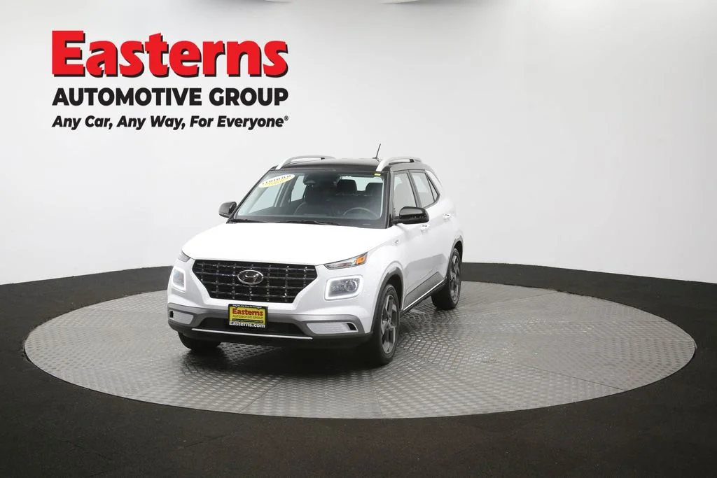 Used 2025 White Hyundai Limited image 53