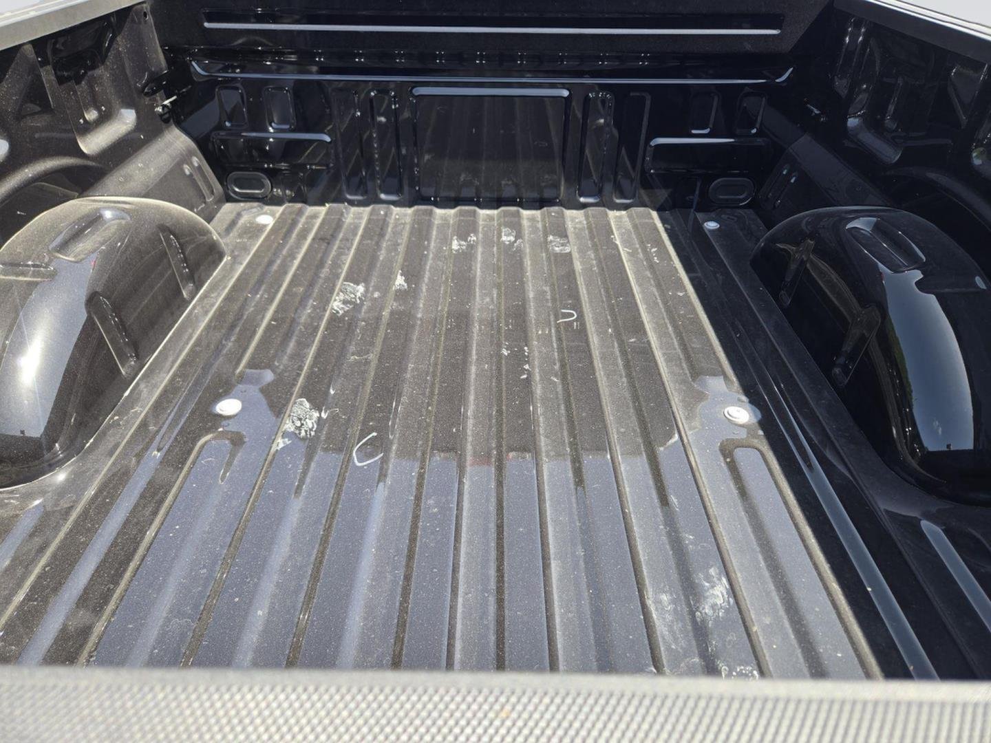 New 2026 Agate Black Metallic Ford XLT image 20