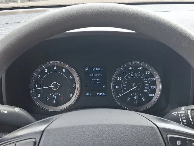 Used 2022 Blue Hyundai SE image 26