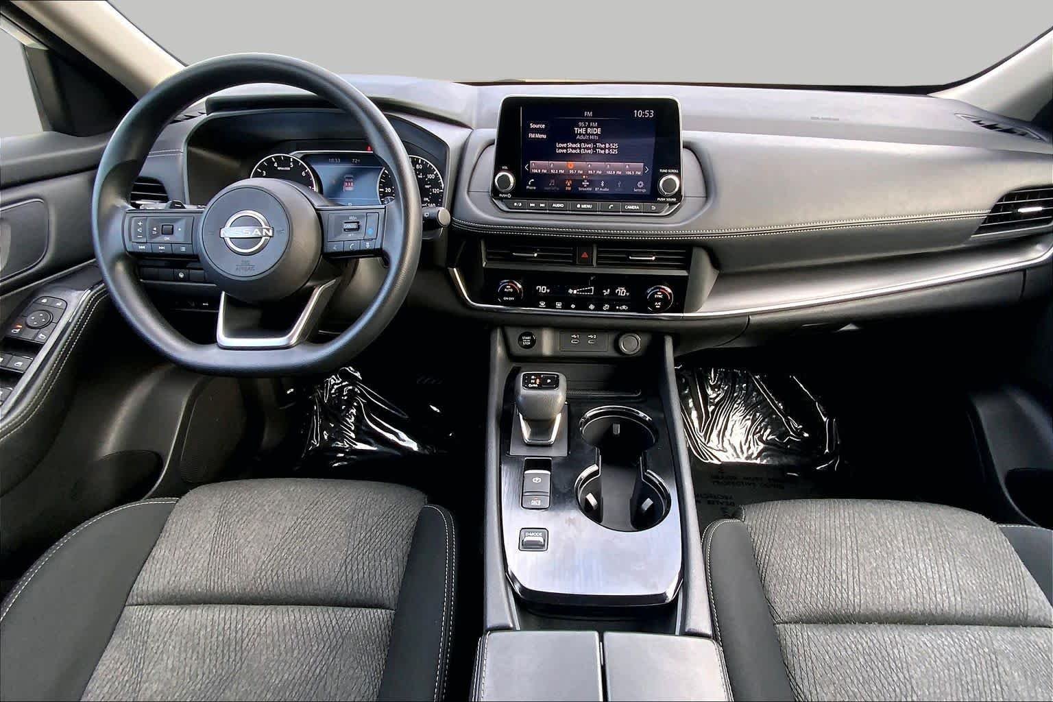 Used 2024 Everest White Pearl Nissan SV image 15