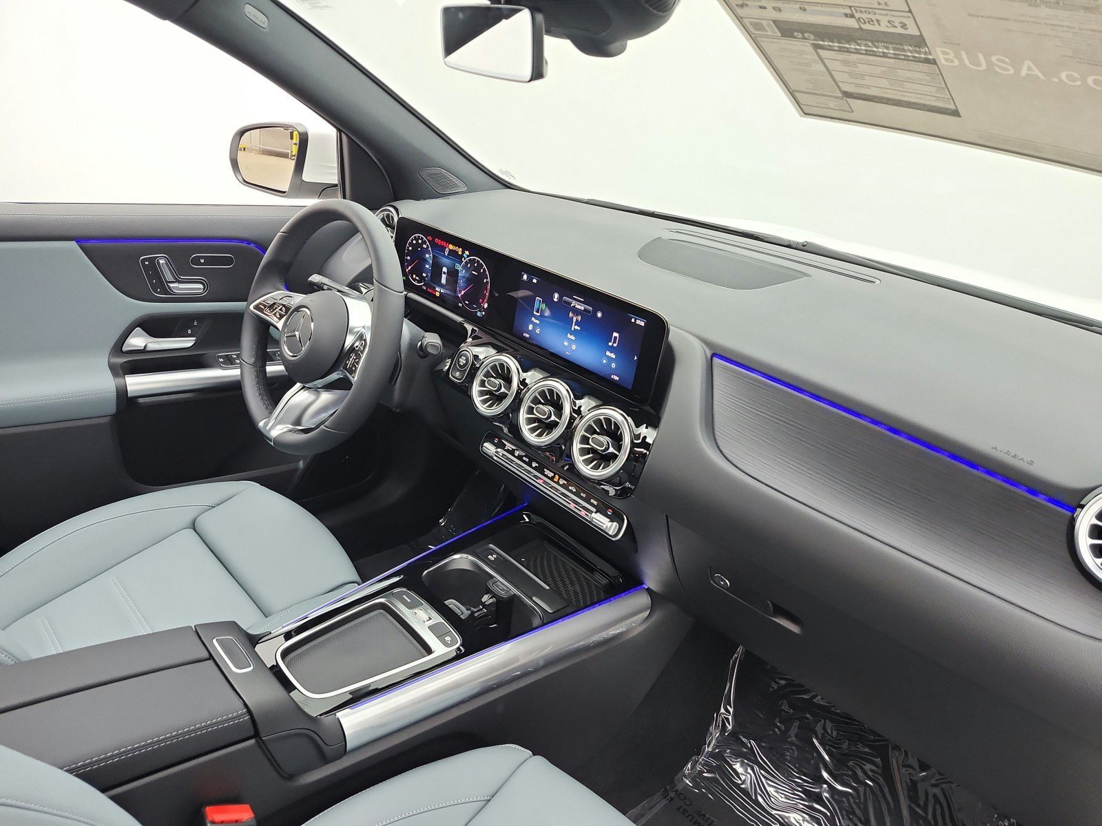 New 2026 Polar White Mercedes-Benz GLA 250 SUV image 28