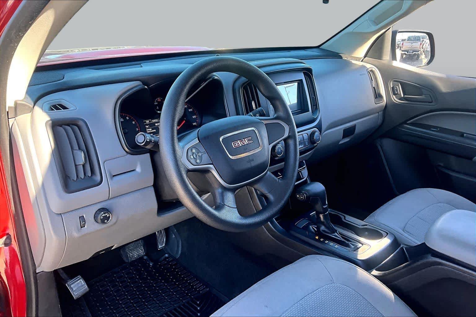 Used 2016 Copper Red Metallic GMC 2WD image 18