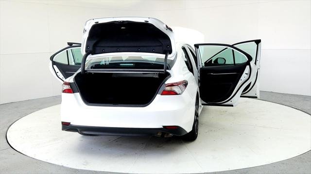 2023 Toyota Camry LE - Photo 11