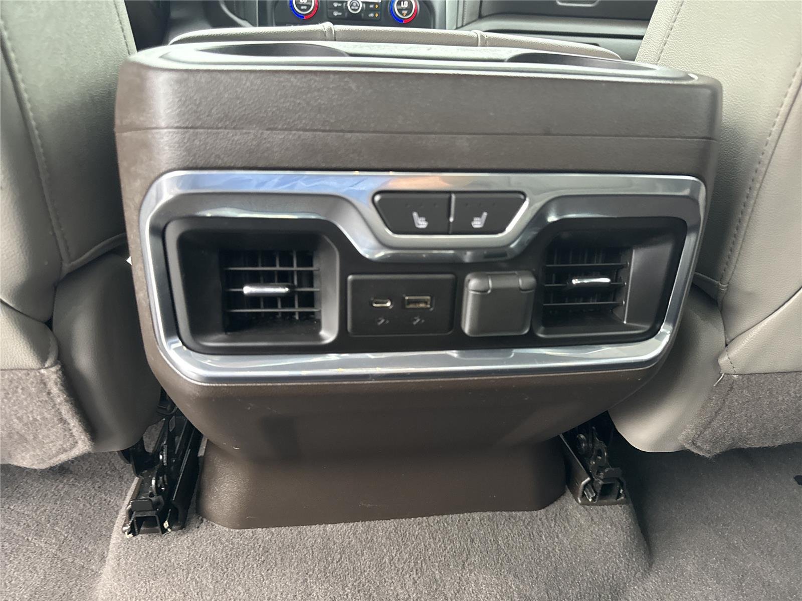Used 2019 SILVER ICE METALLIC Chevrolet LTZ image 35