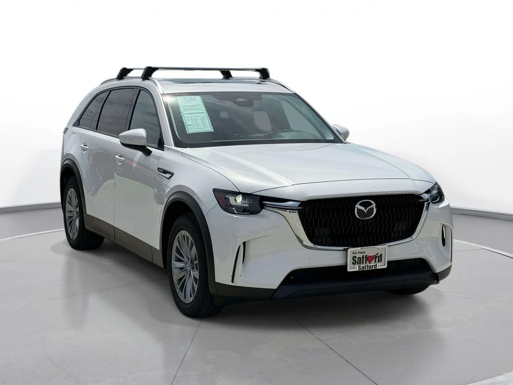 Used 2024 White Mazda Preferred image 10