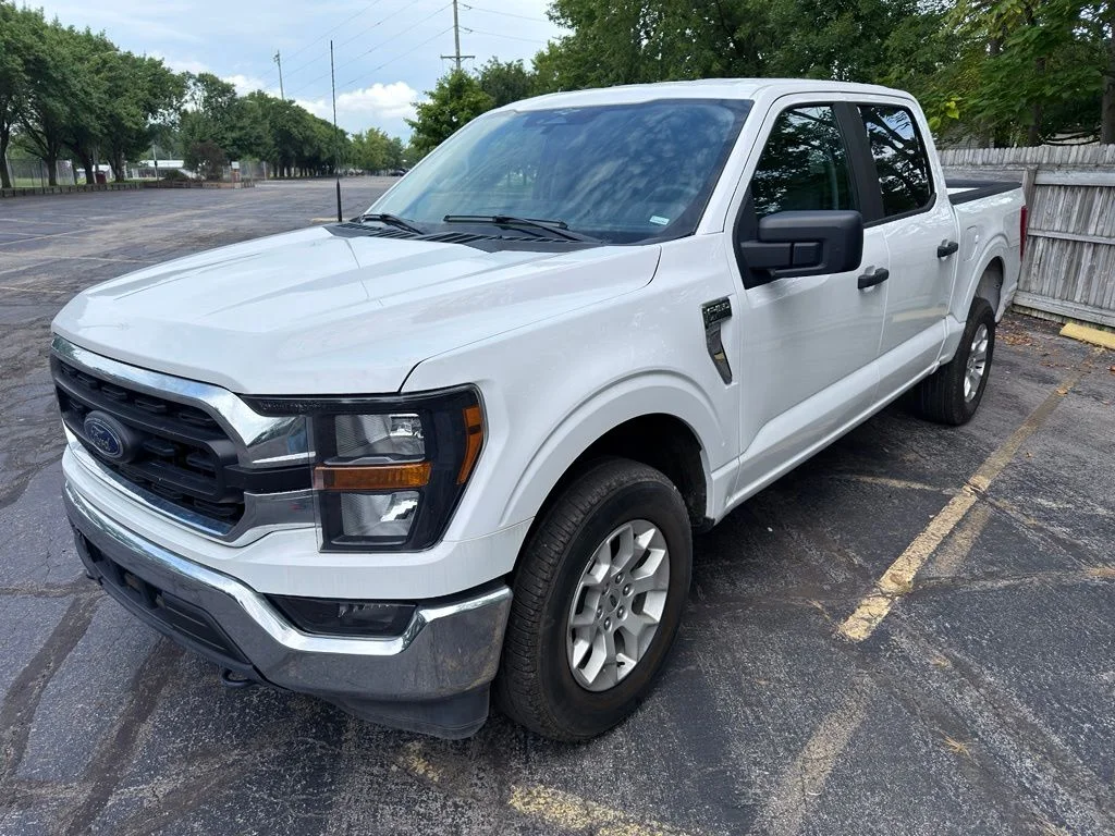 Used 2023 White Ford XLT image 13