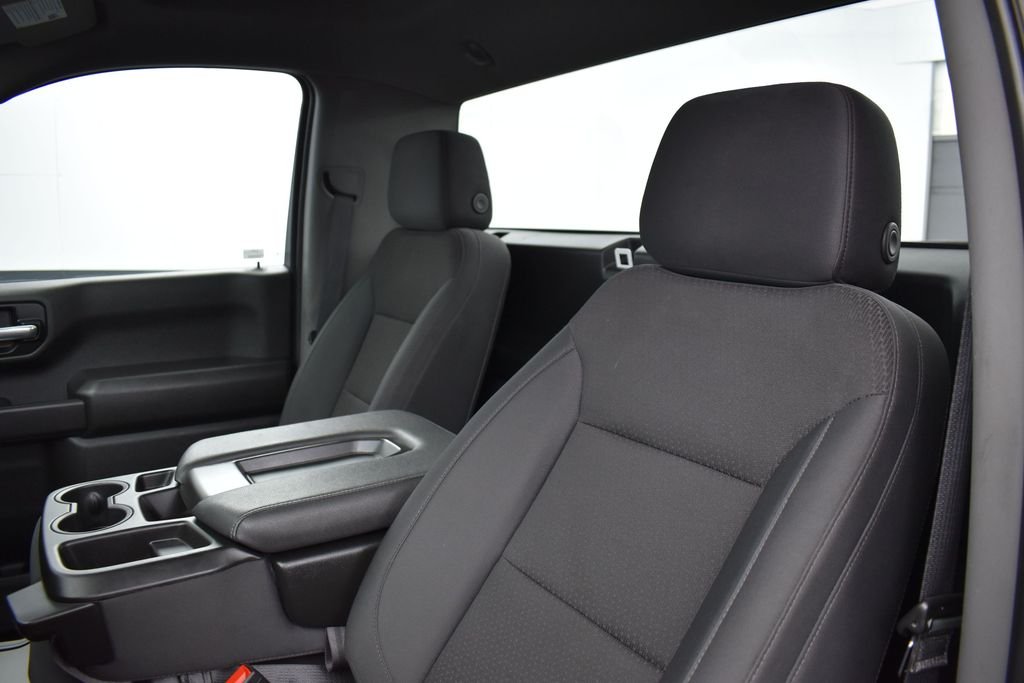 Used 2025 Summit White Chevrolet WT image 9