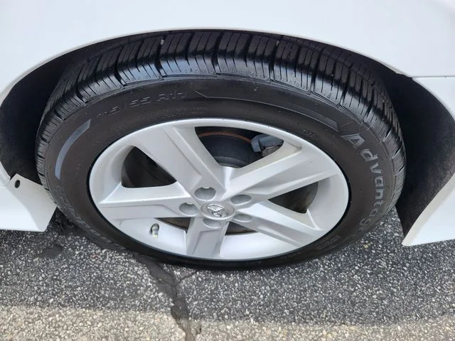 Used 2014 White Toyota SE image 26