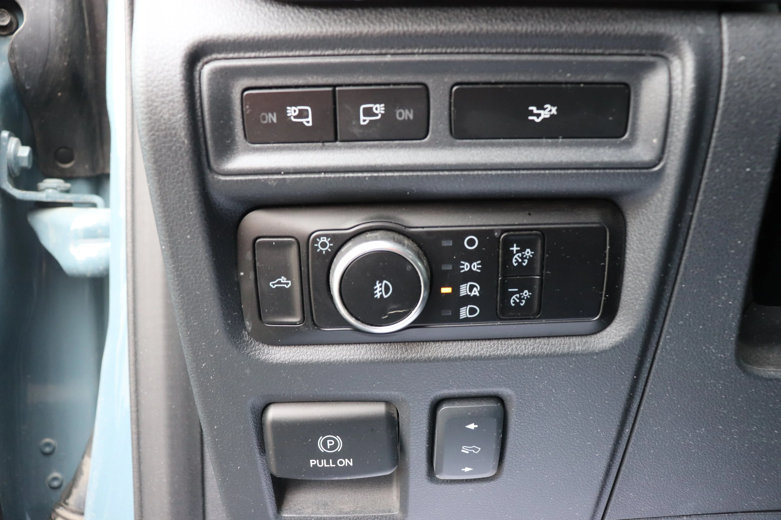 Used 2023 Blue Ford XL 4WD SuperCrew 5.5