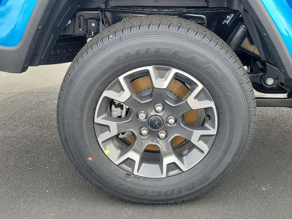 New 2026 Hydro Blue Pearlcoat Jeep Sahara image 5