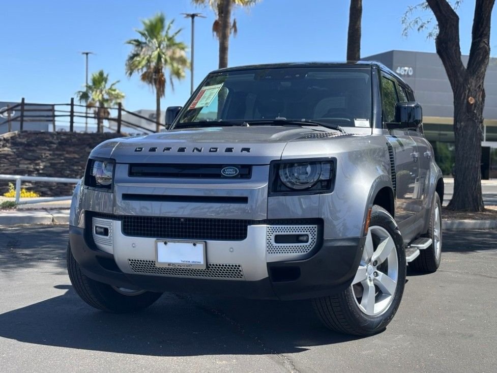 Certified Used 2024 Eiger Grey Metallic Land Rover S image 1