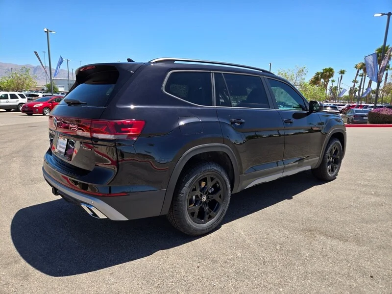 New 2026 Black Volkswagen 2.0T Peak Edition image 4