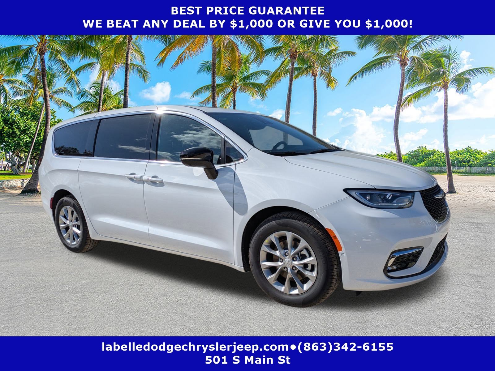 2026 Chrysler Pacifica Limited's photo
